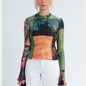 NWT Arthur Apparel Fish Party Pleated Blouse S/4